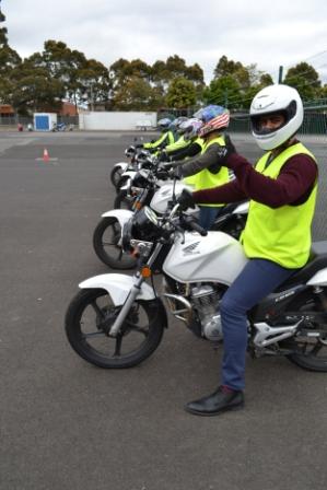 5 Simple Steps to Becoming a Skilful Motorcycle Rider 1